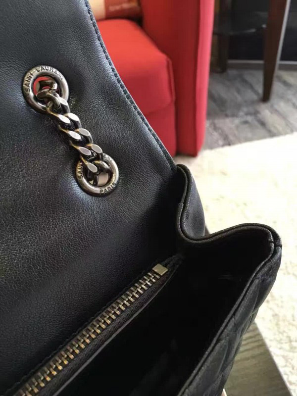 Y51 envelop satchel large black 5118 31cm x 21.5cm x 8cm