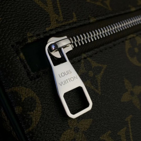 l0vis Vvtt0n kasai cohotbag clutch