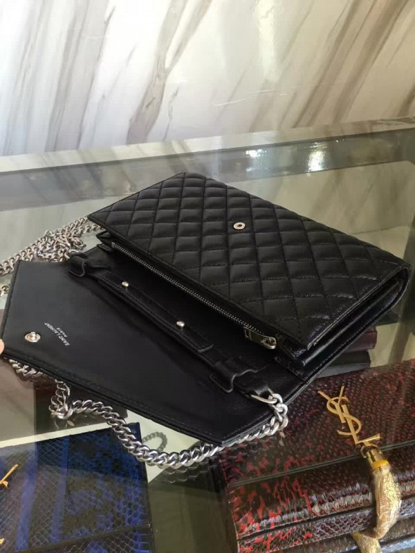 Y51 envelop satchel black silver 5130 22cm x 5.5cm x 13.5cm