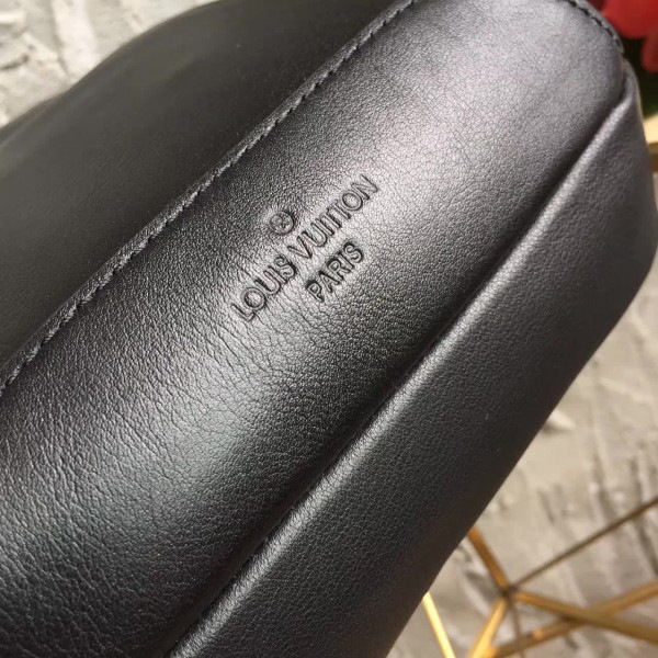 l0vis Vvtt0n avenue sling bag cohotbag 3523