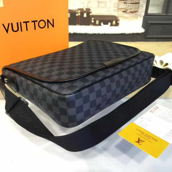 l0vis Vvtt0n district cohotbag gm n41030