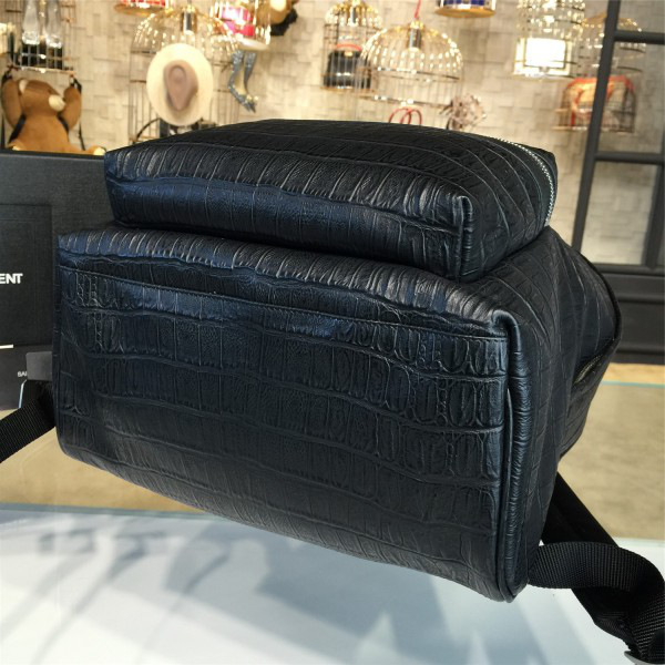 Y51 monogram backpack black 4790 30cm x 16cm x 38cm
