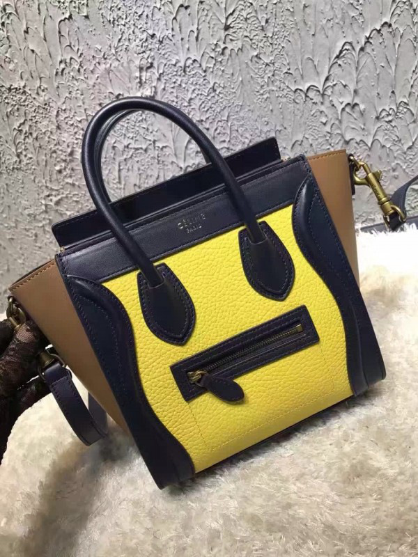Bv*b*rry green shoulder bag 28cm x 12.5cm x 20.5cm