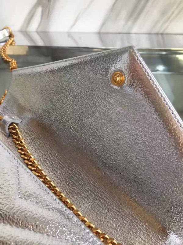 Y51 envelope chain wallet 5095 22cm x 5.5cm x 13.5cm