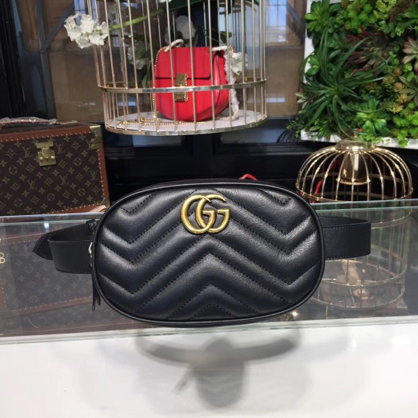 Gvc*1 pocket black bag 18cm