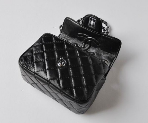Ch**el lambskin leather flap bag with silver hardware black 17.5cm