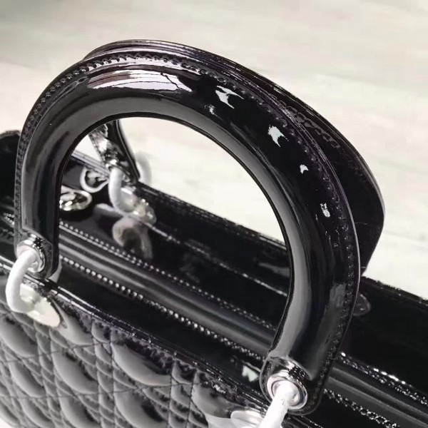 cohotbag lady D10r 1591