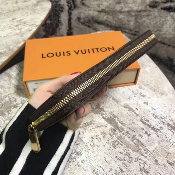 l0vis Vvtt0n zippy cohotbag wallet opera