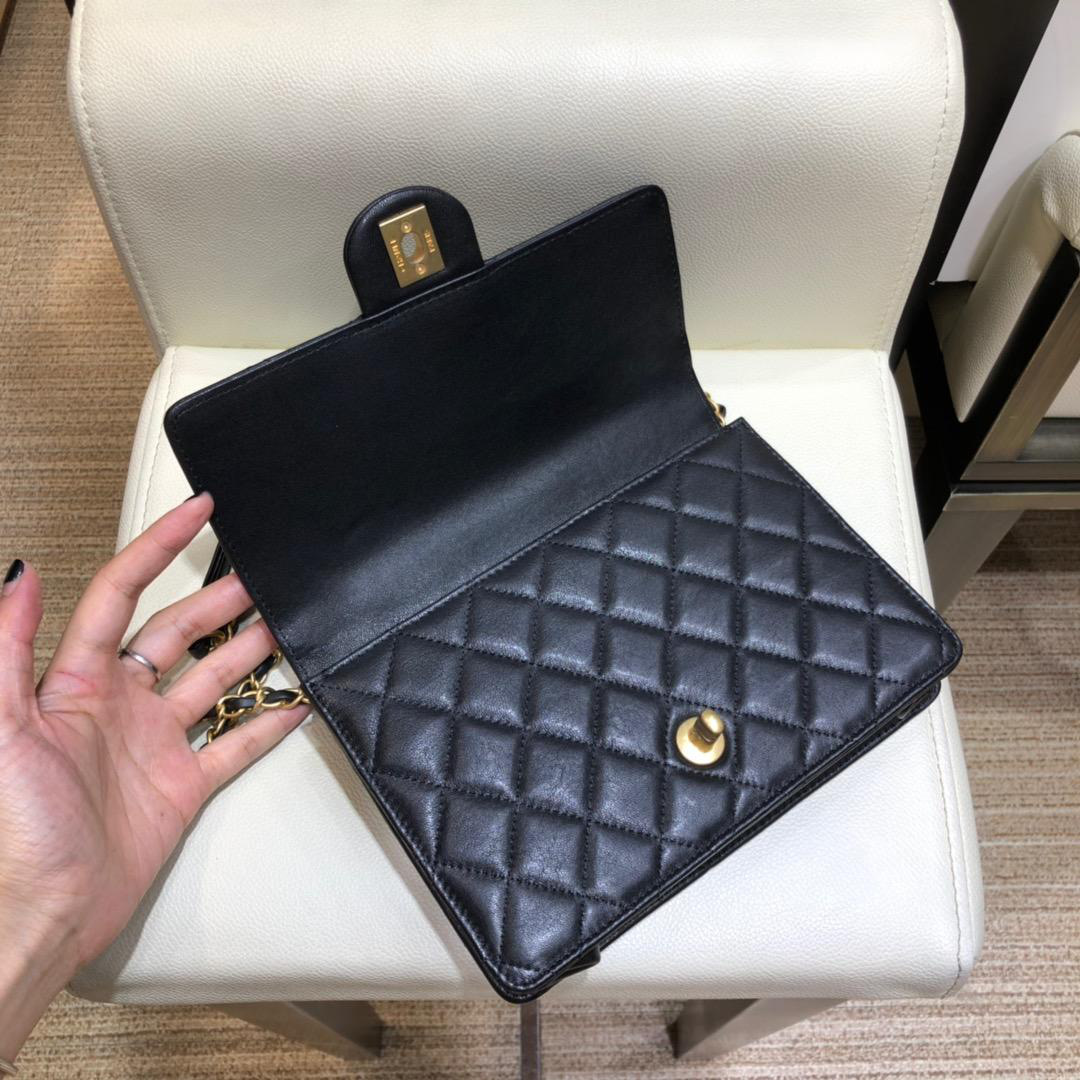 Ch**el classic rhomboid cover bag black