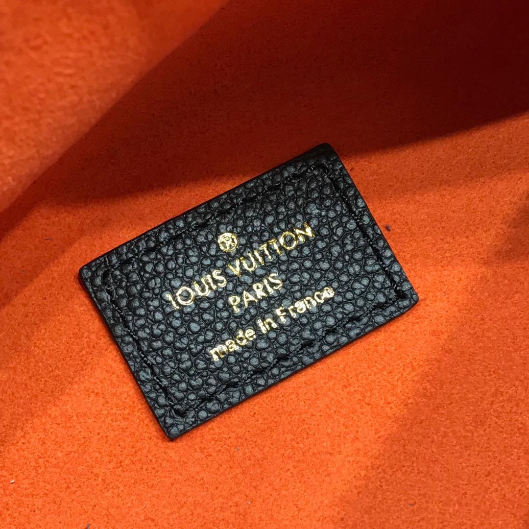 LV monogram empreinte bumbag noir 28.0 cm