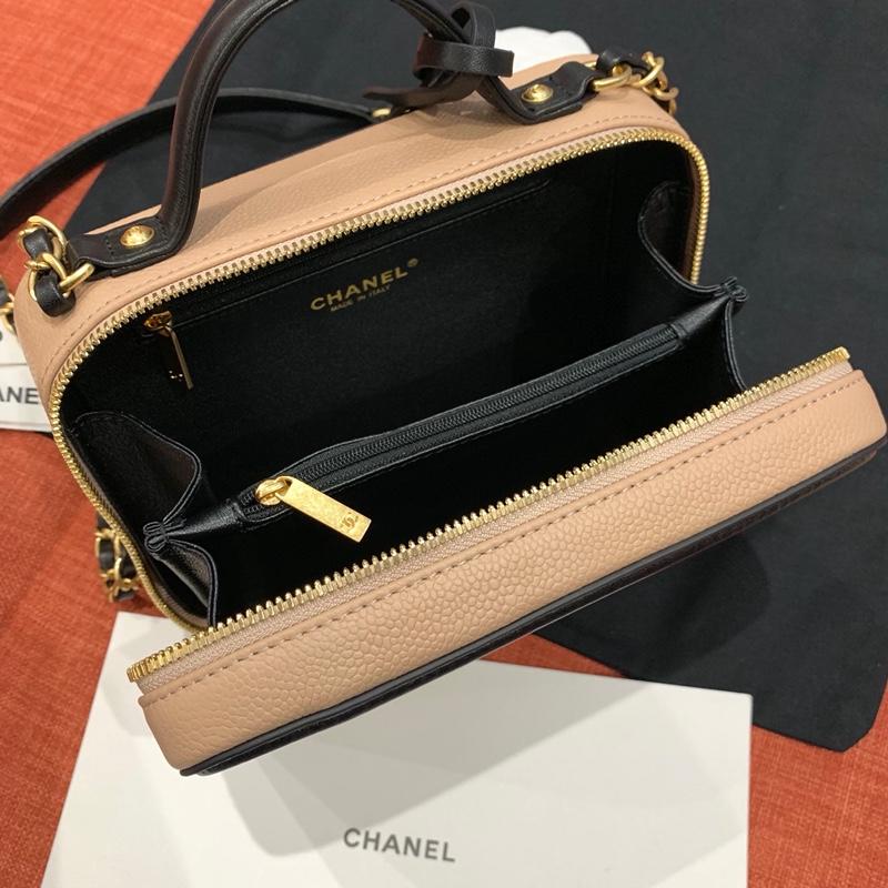 Ch**el chain camera bag 21cm-17cm
