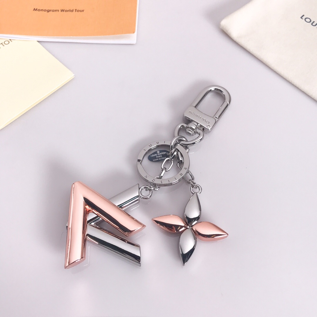 l0vis Vvtt0n key ring m68197