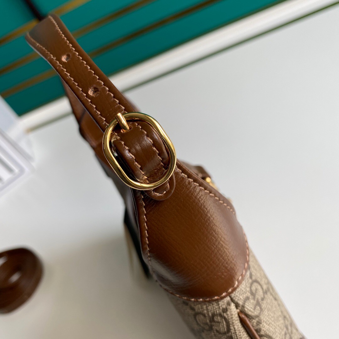 Gvc*1 handbag 637092