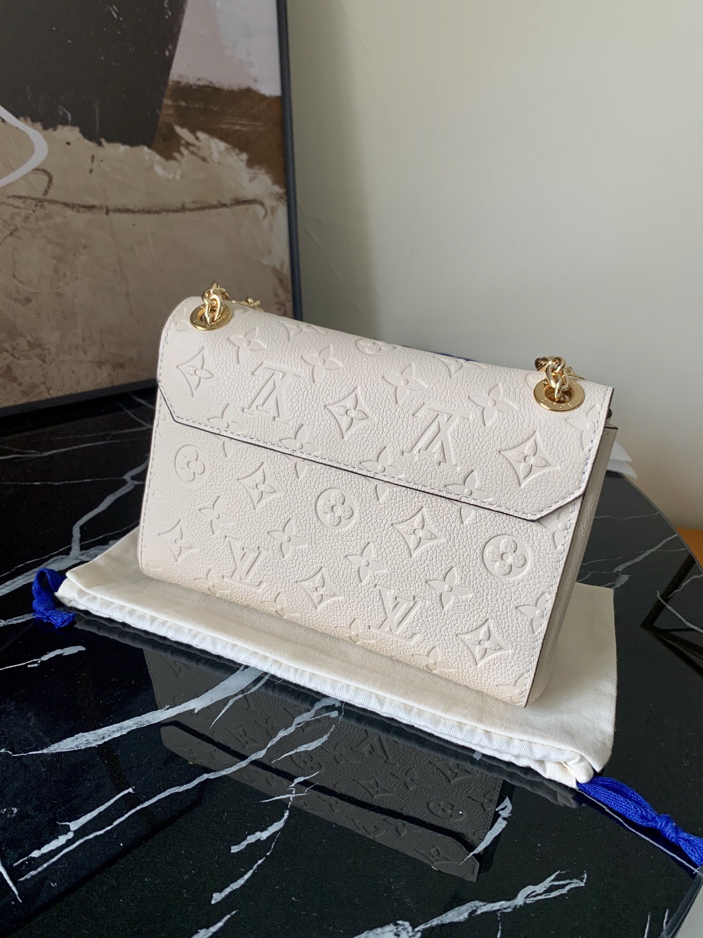 l0vis Vvtt0n vavin bb monogram empreinte leather cream  m45277 21 cm