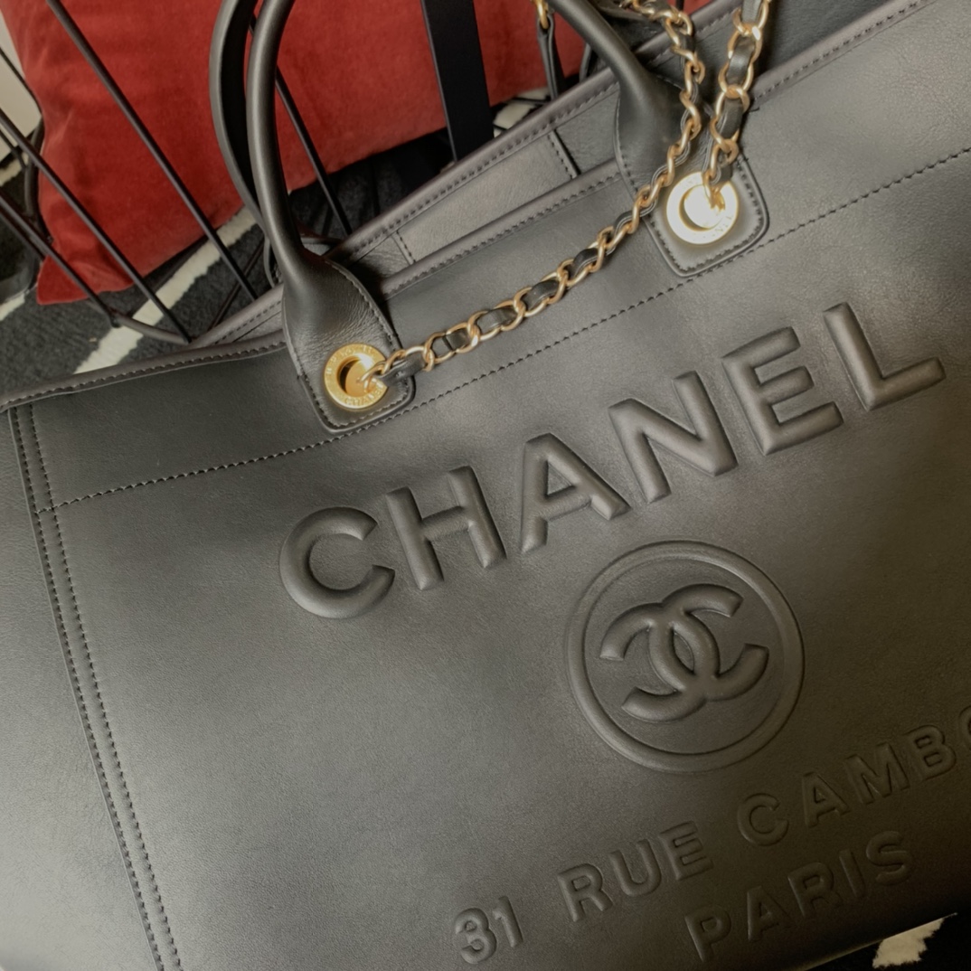 Ch**el large shopping bag black a66941 30 x 50 x 22 cm