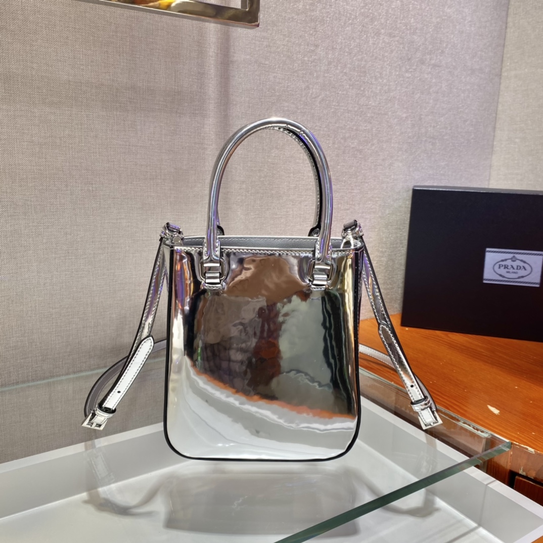 Pra*a small brushed leather tote silver 1ba331 15 x 17.5 x 5 cm