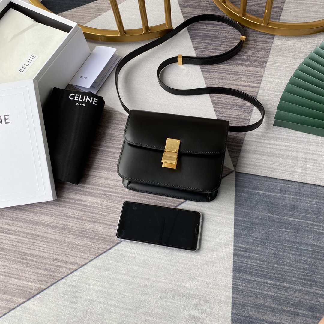 Ce1i*e small classic bag in box calfskin black 189183dls 18 x 15 x 6 cm