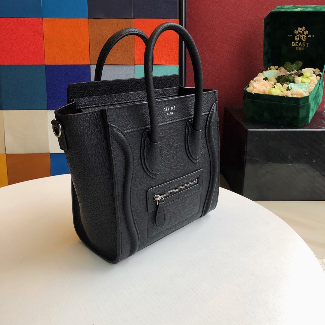 Ce1i*e nano luggage bag in drummed calfskin black 189243dru 20 x 20 x 10 cm