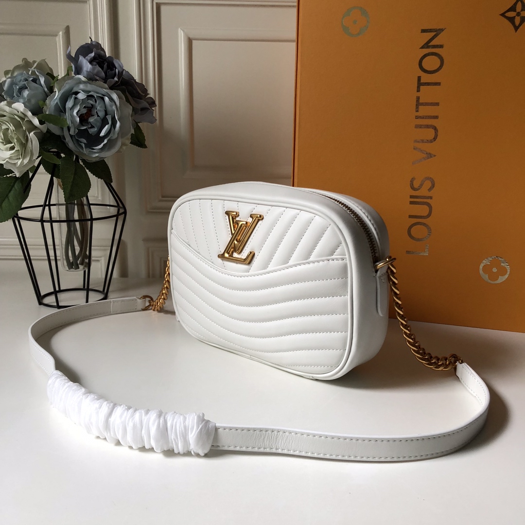 l0vis Vvtt0n new wave camera bag white m58677 21.5 x 15.5 x 6.0 cm