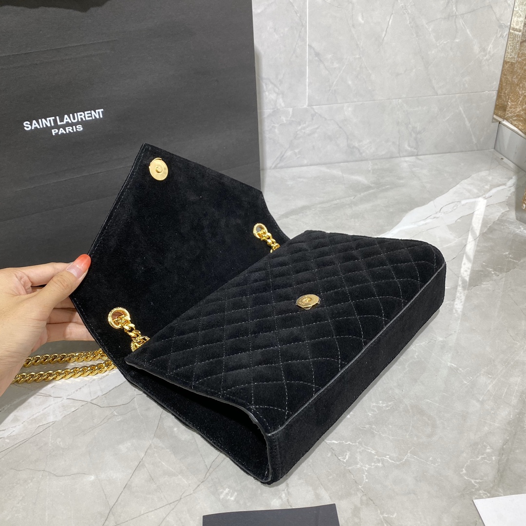 Y51 envelope medium bag in mix matelassÉ velvet black 487206 24 × 17.5 × 6 cm