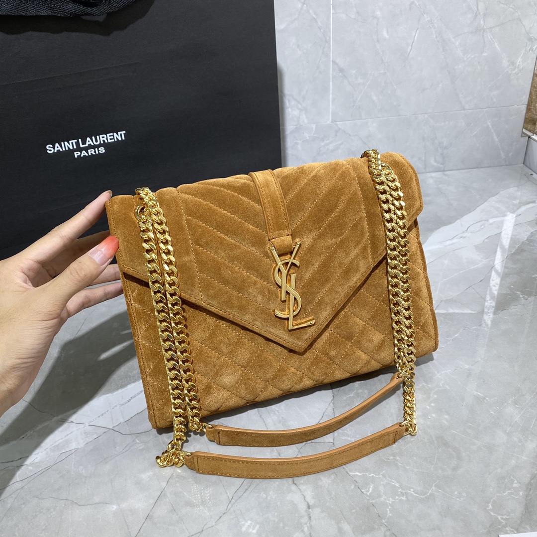 Y51 envelope medium bag in mix matelassÉ velvet beige 487206 24 × 17.5 × 6 cm