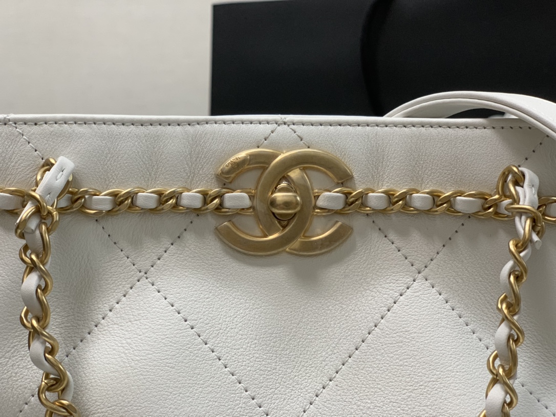 Ch**el small shopping bag calfskin & gold-tone metal white as2374 24 x 31 x 7 cm