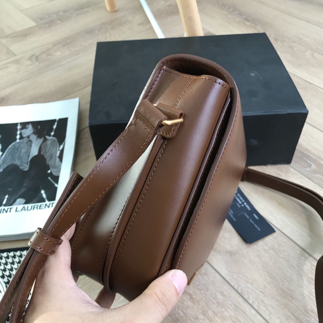 Y51 betty satchel in smooth leather brown 25 x 21 x 8 cm