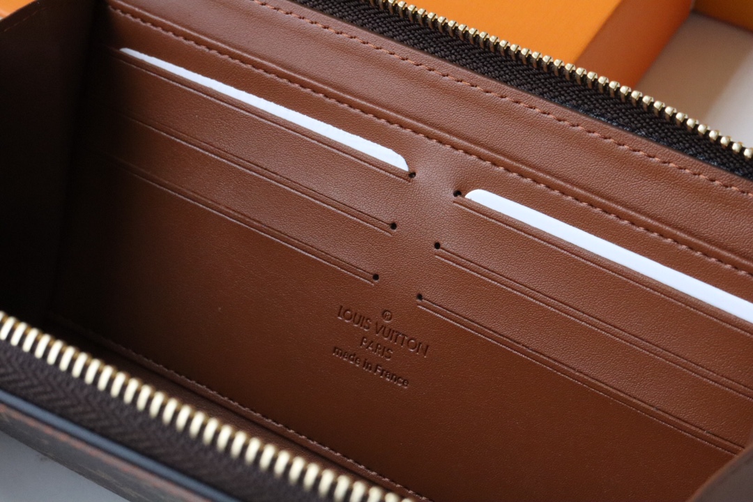 l0vis Vvtt0n zippy wallet trunk brown m80558 19,5 x 10 x 2 cm