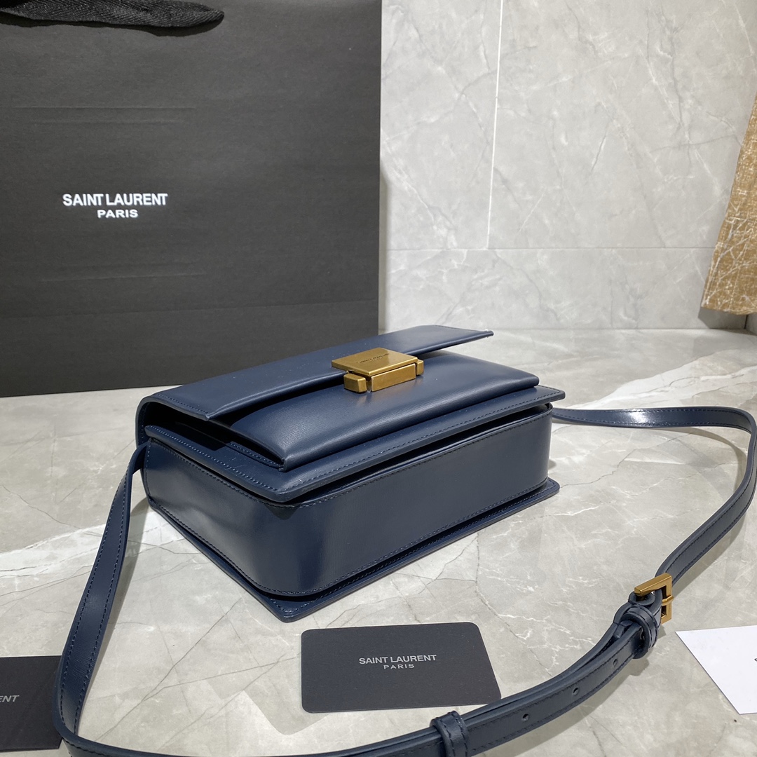 Y51 medium bellechasse in leather blue and golden 482051 22 x 16 x 9 cm