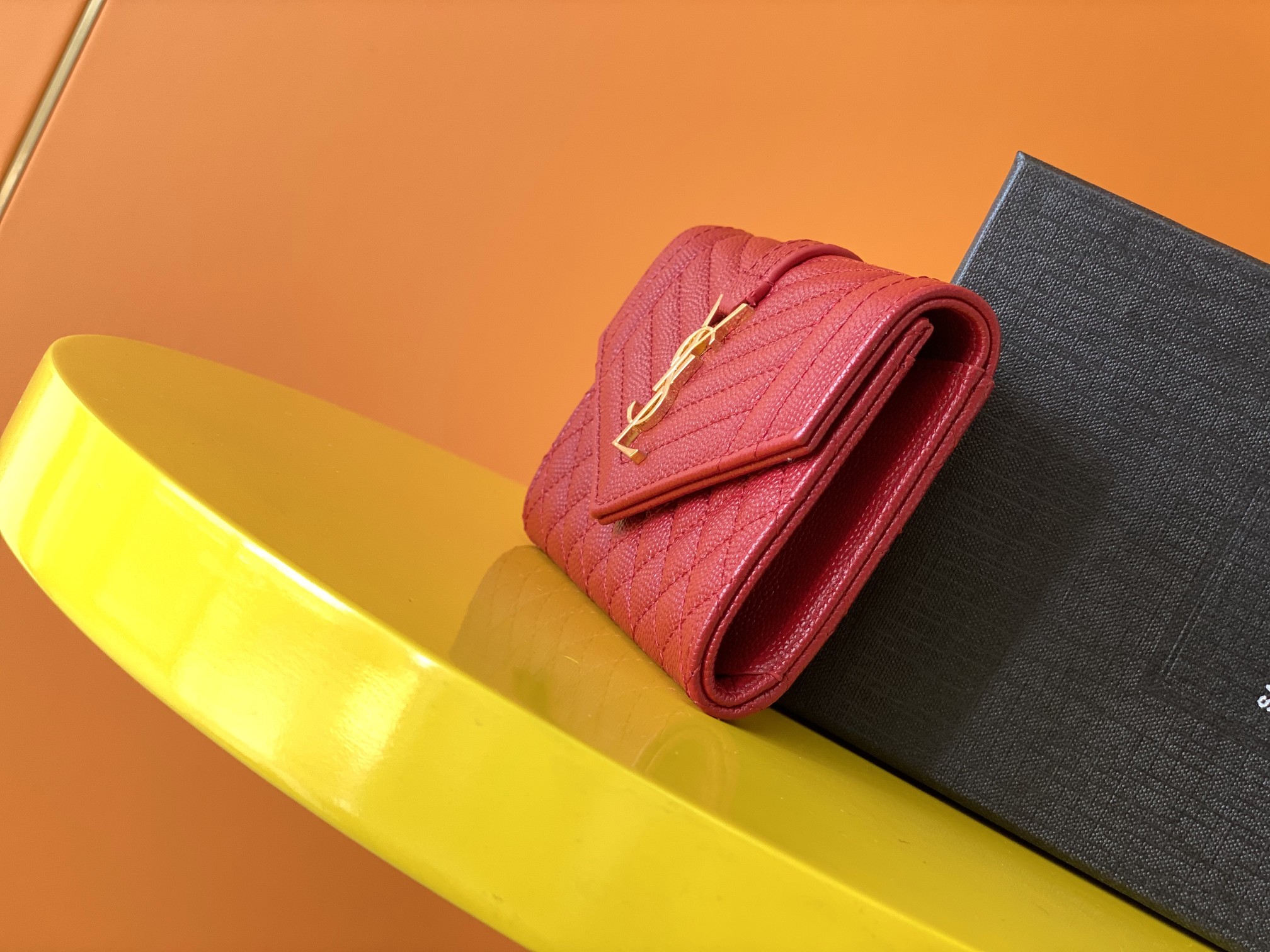 Y51 monogram small envelope wallet in mix quilted grained leather red 651026 13,5 x 9,5 x 3 cm