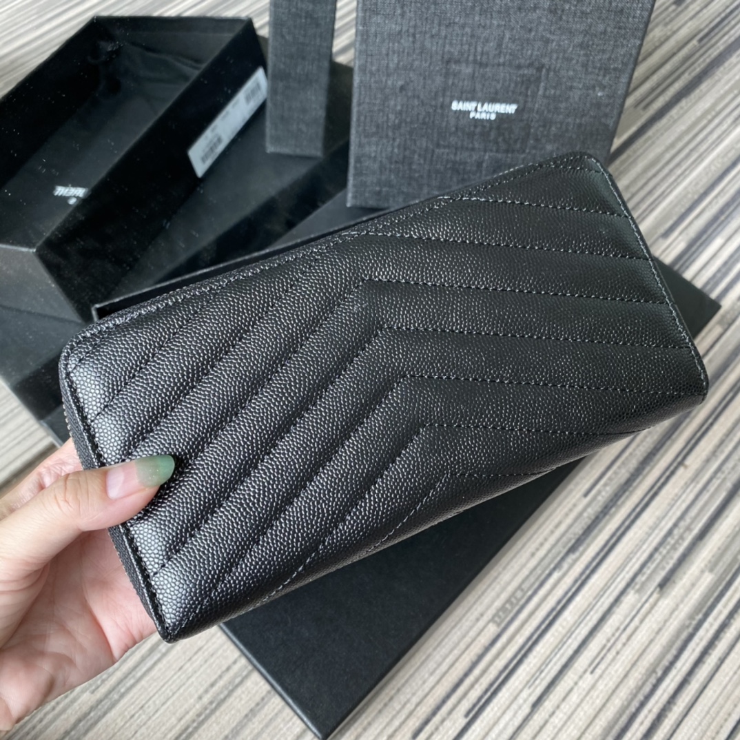 Y51 monogram zip around wallet in grain de poudre embossed leather silver metal 358094 19 x 9 cm