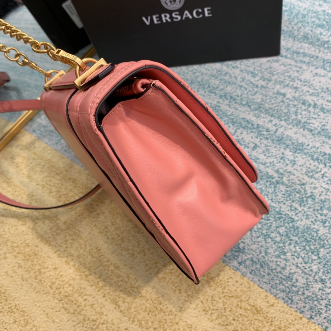 VERASACE VIRTUS QUILTED Shoulder Bag Peach DBFG985 24 x 9 x 16.5 cm