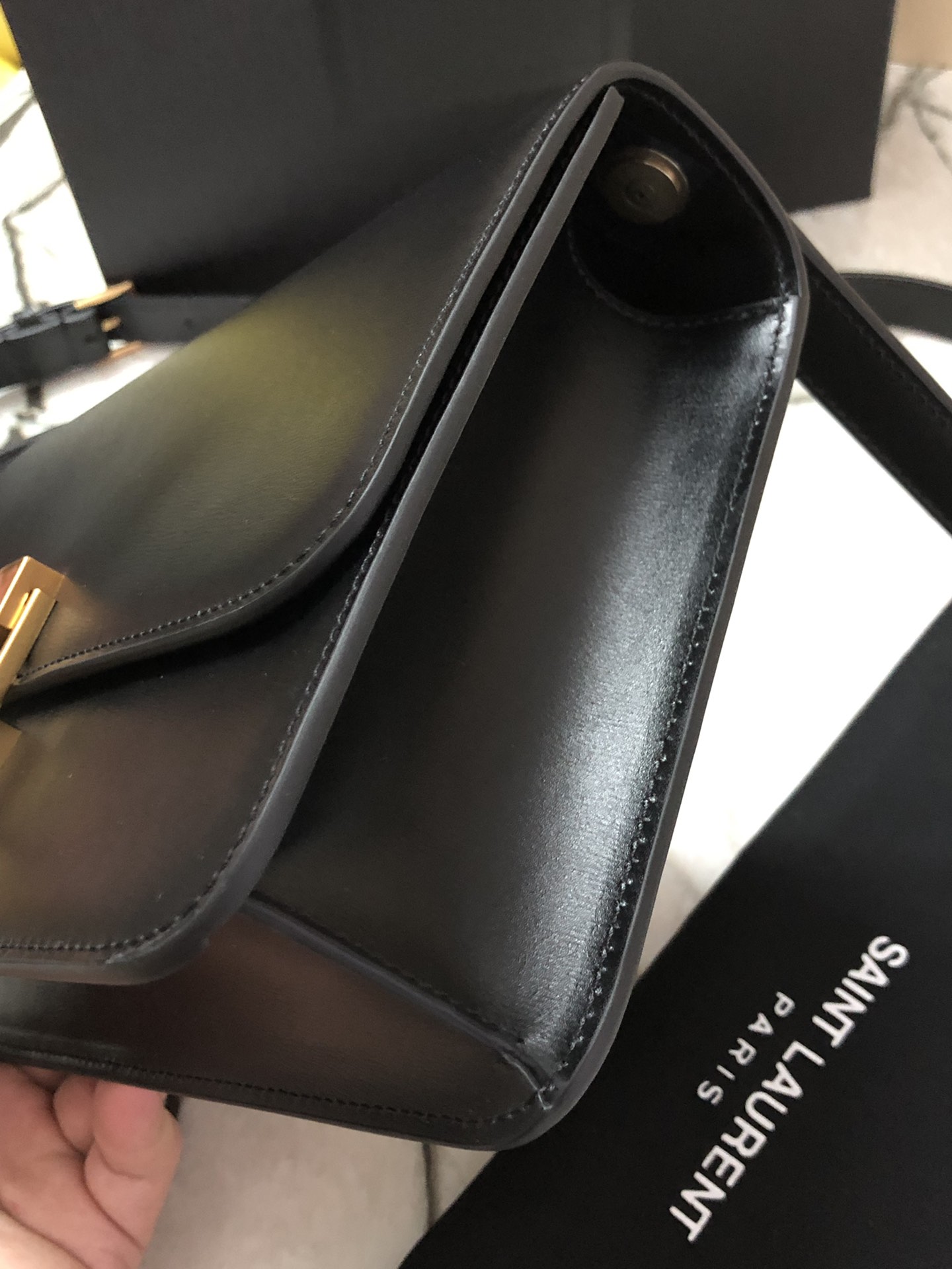 Y51 le carre satchel in box leather black 6332141 23 x 17.5 x 6.5 cm