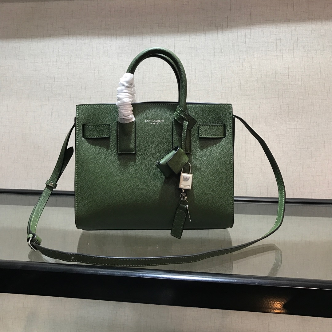Y51 baby classic sac de jour in grained leather dark green 421863 26 x 21 x 13 cm