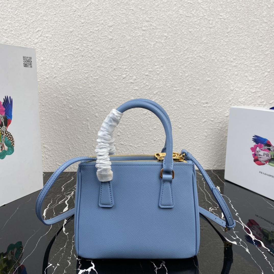 Pra*a micro galleria saffiano leather bag light blue 1ba906 20 x 15 x 9.5 cm