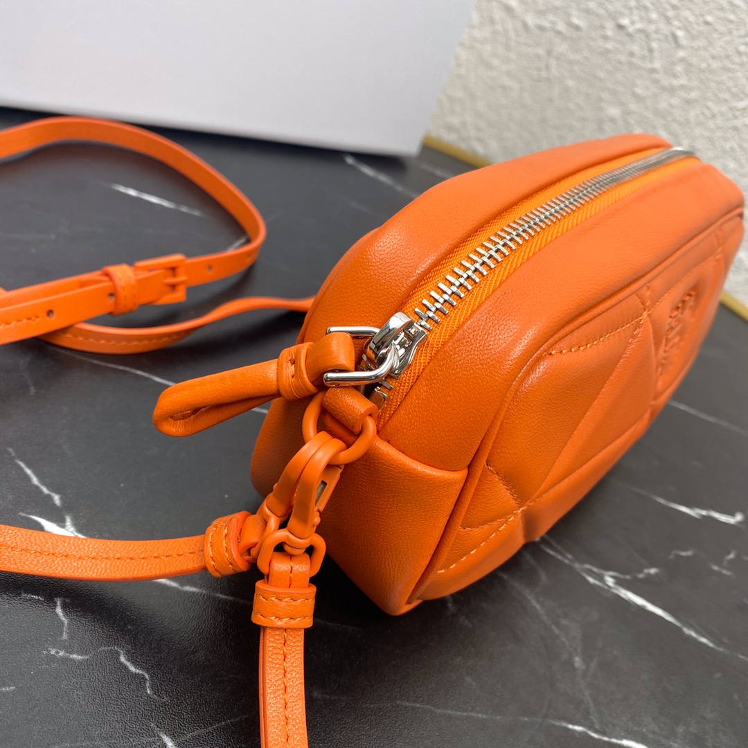Pra*a mini spectrum quilted nappa leather orange 1dh046 10 x 19 x 5.5 cm