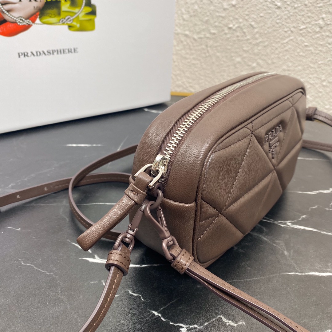 Pra*a mini spectrum quilted nappa leather dark brown 1dh046 10 x 19 x 5.5 cm