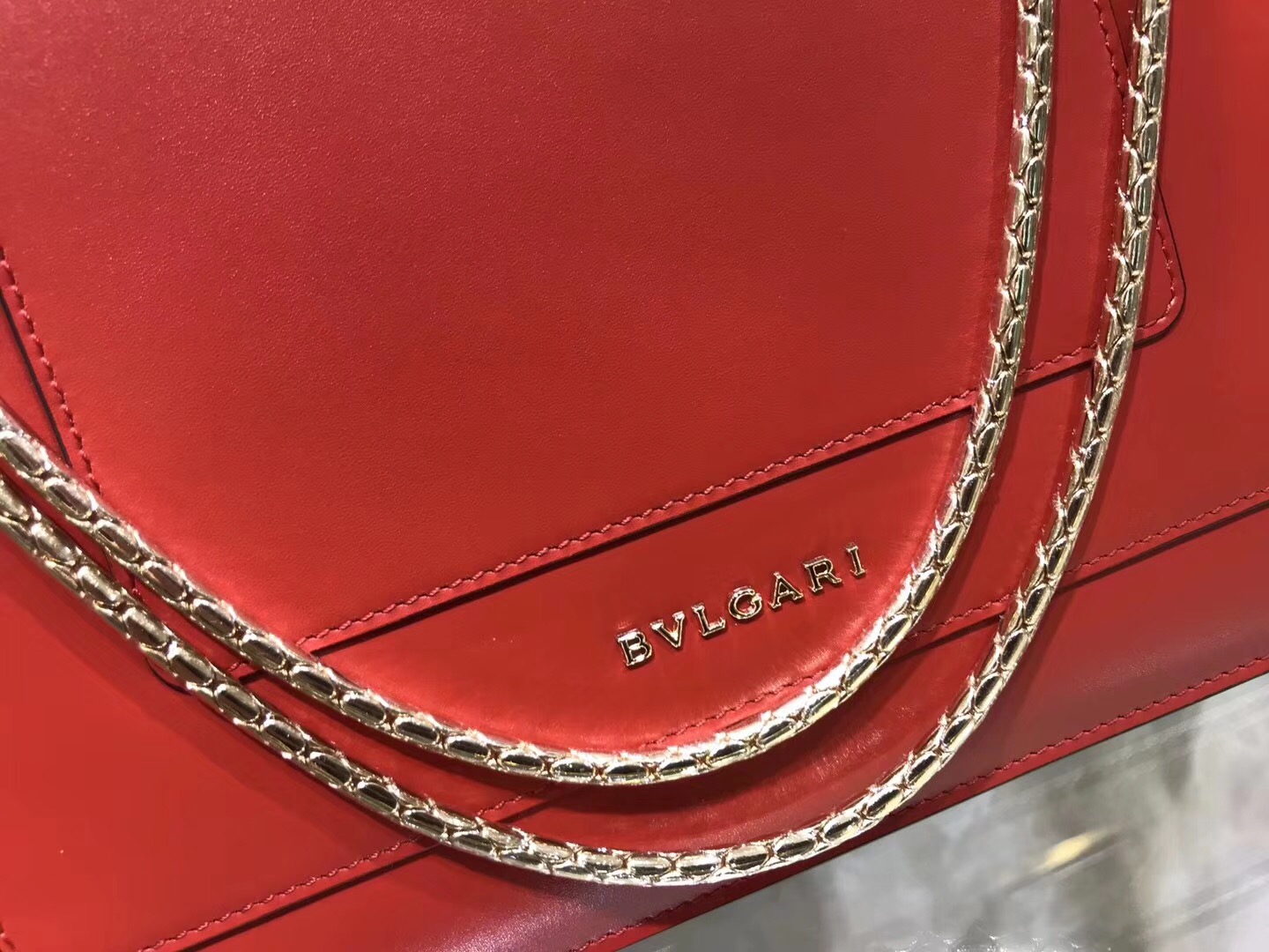 Bv1g*ai serpenti forever shoulder bag leather red 280153 28 x 19 x 8 cm