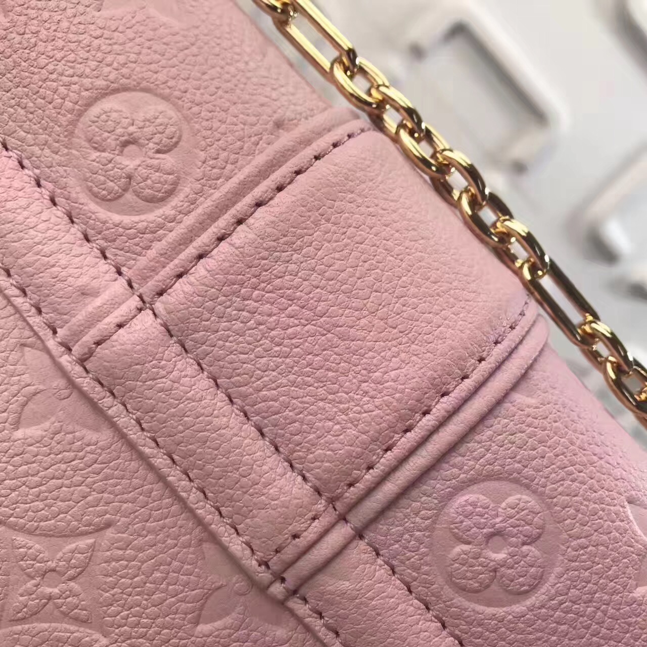 l0vis Vvtt0n saint sulpice bag monogram empreinte leather pink m43393 25 x 16.5 x 9 cm