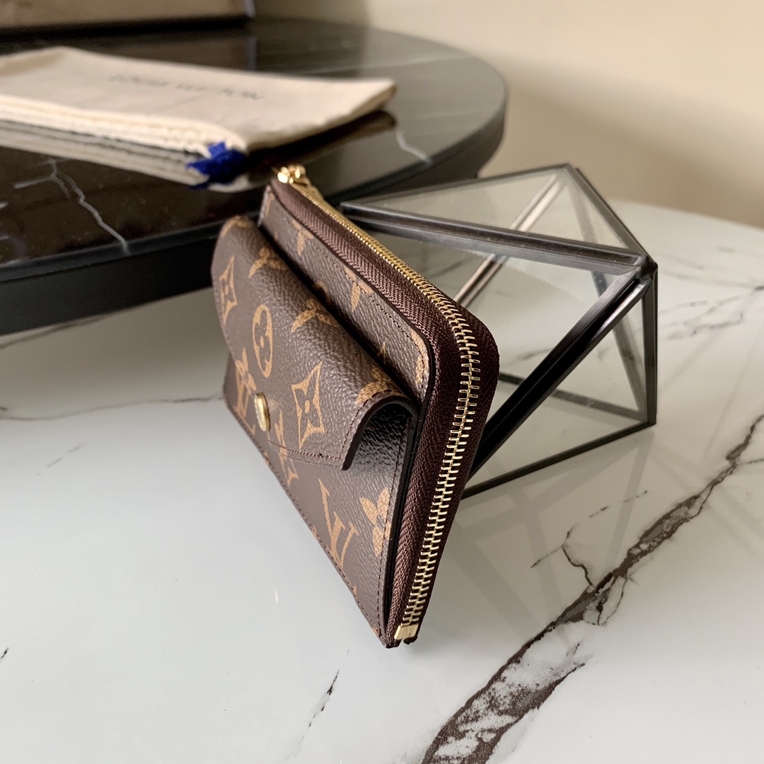 l0vis Vvtt0n card holder recto verso monogram canvas m69431 13 cm