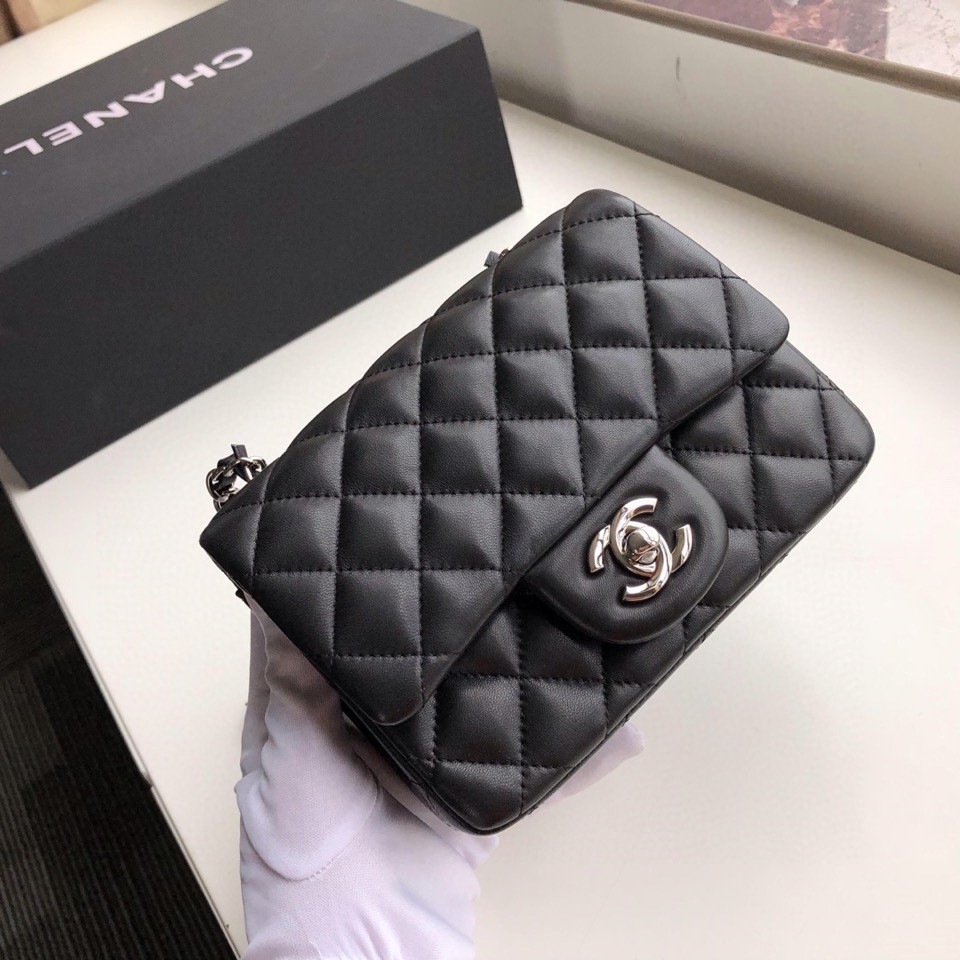Ch**el mini flap bag lambskin silver metal black a35200 17cm