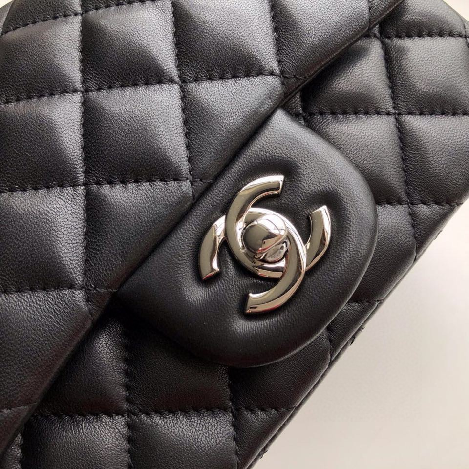 Ch**el mini flap bag lambskin silver metal black a35200 17cm