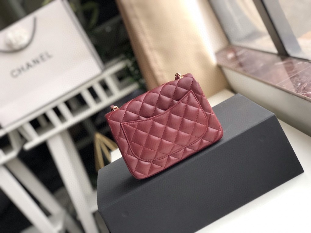 Ch**el mini flap bag lambskin golden metal burgundy a35200 17cm