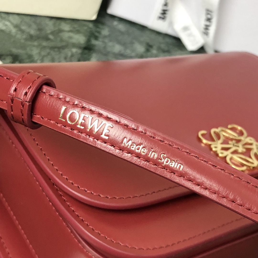 L0ew* small goya bag silk calfskin deep red a896n09x01 18.5 x 12.5 x 6 cm