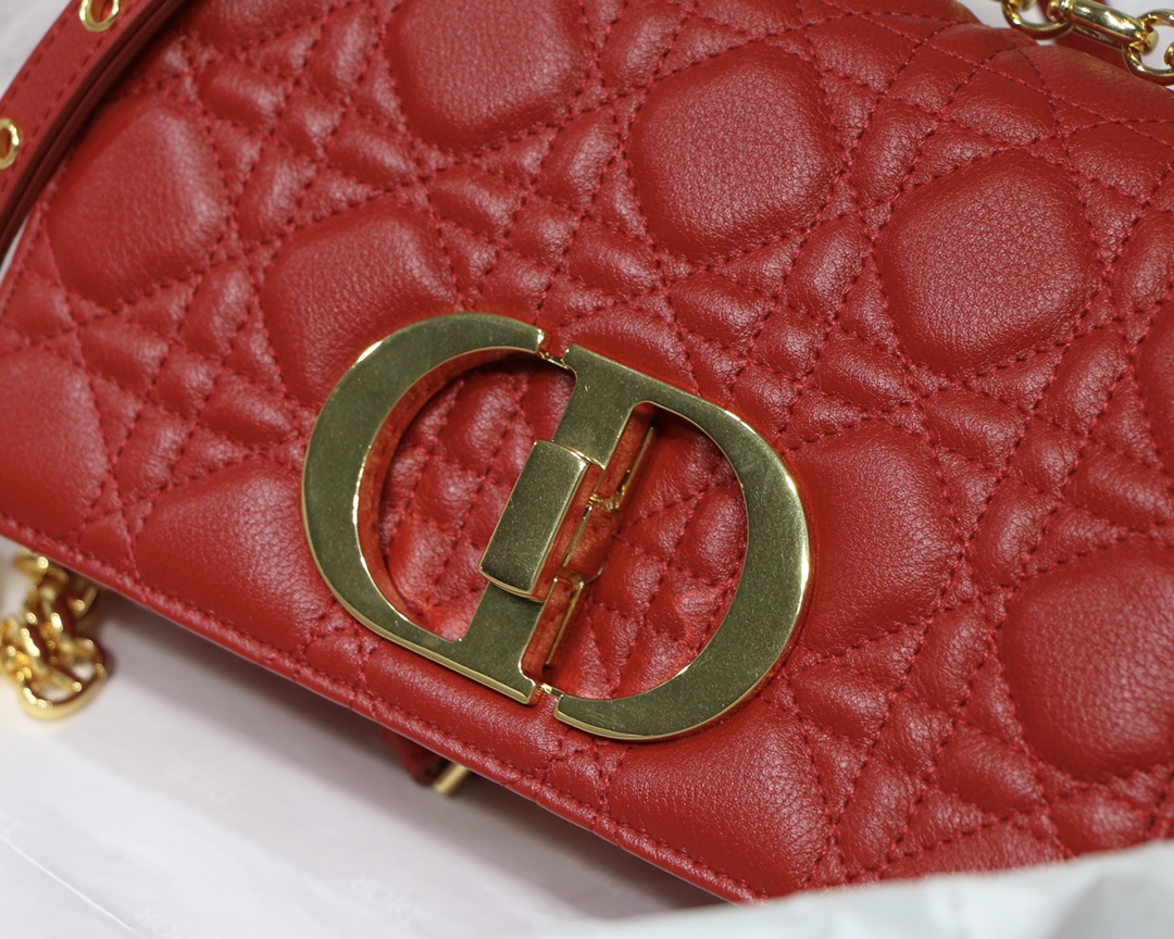 d10r small caro bag S*pple cannage calfskin red m9241 20 x 12 x 7 cm