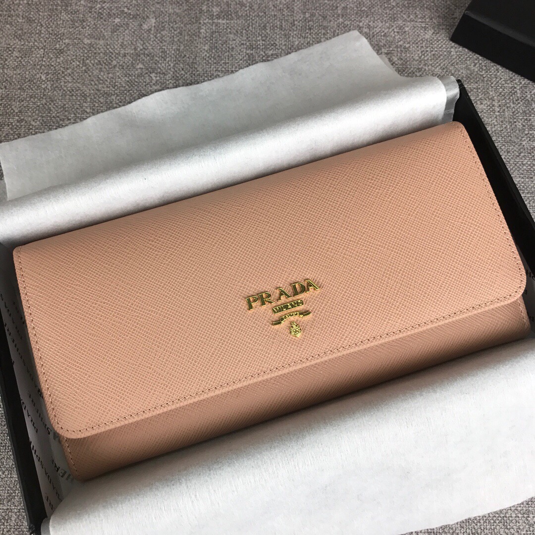 Pra*a large saffiano leather wallet cameo beige 1mh132 18.7 x 9.5 cm