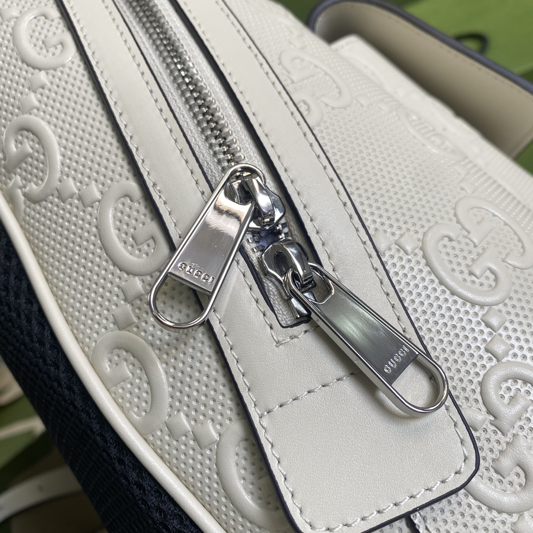 Gvc*1 gg embossed backpack white 658579 27 × 37 × 13 cm