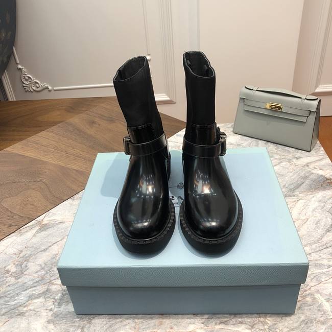 Pra*a boots 01