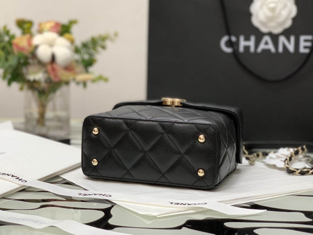 Ch**el small box bag lambskin & gold metal black as2877 14.5 x 16.5 x 7 cm