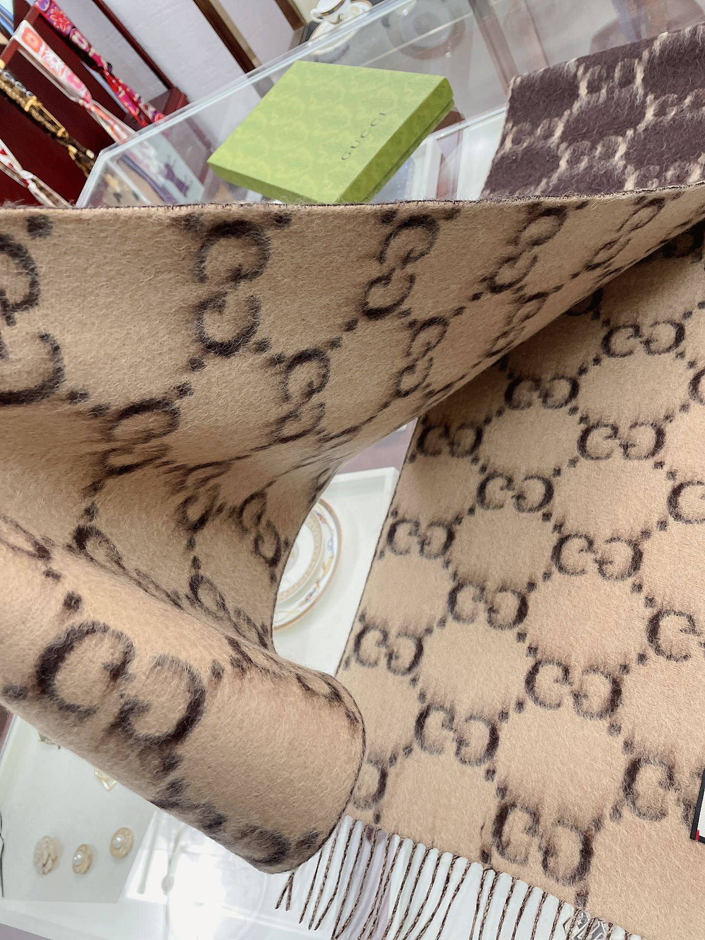 Gvc*1 scarf 09